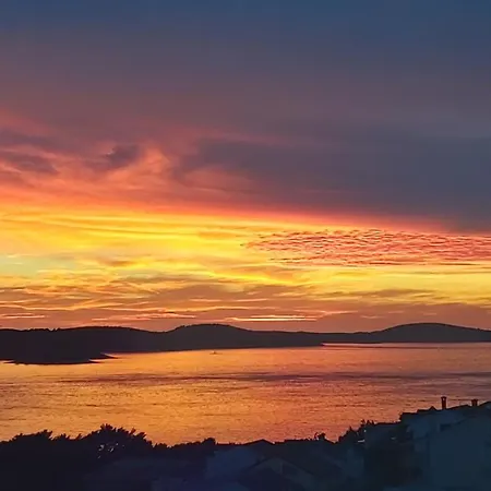 Tilla's House דירה חוואר