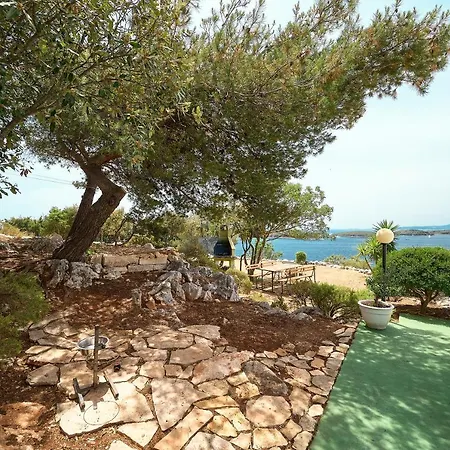 Tilla's House Διαμέρισμα Χβαρ