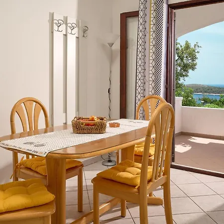 Διαμέρισμα Tilla's House