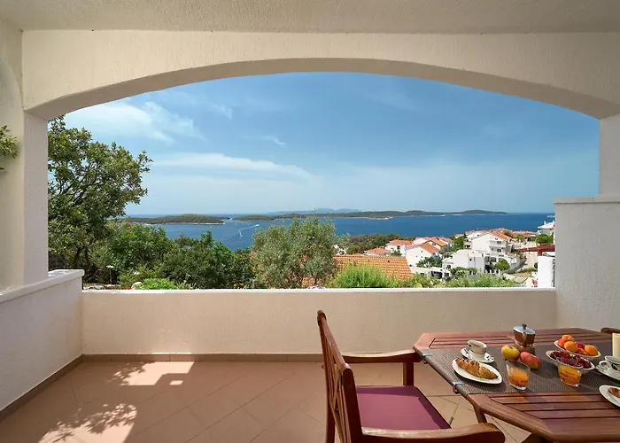 Tilla's House フヴァル